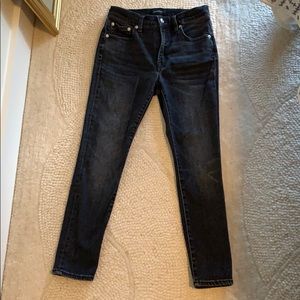 PETITE 9" HIGH RISE TOOTHPICK JEAN